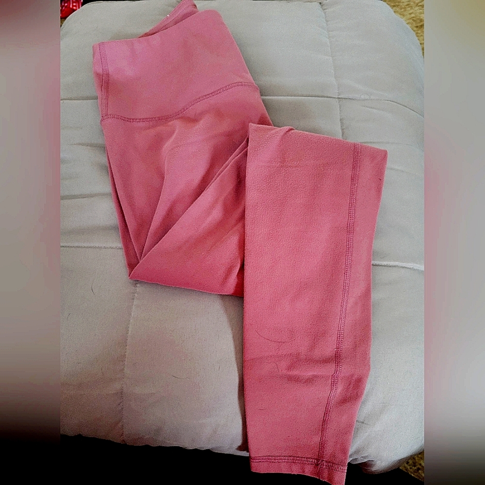 Plum athletic leggings